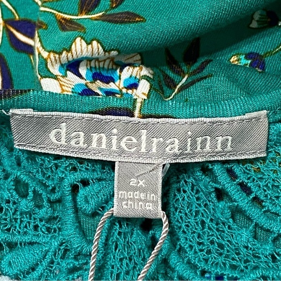 Daniel Rainn Green Floral Lace Crochet Boho Blouse NWT 2X - Picture 6 of 9